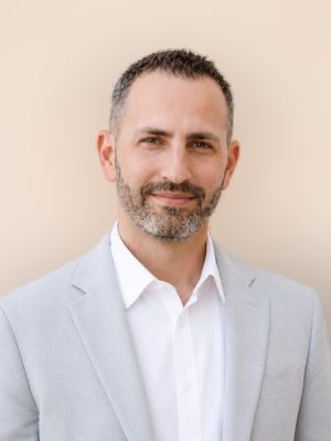 שלומי אפללו, נציג מכירות